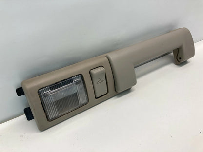 04-06 CHRYSLER PACIFICA REAR RIGHT ROOF GRAB HANDLE W/ READING COURTESY LIGHT