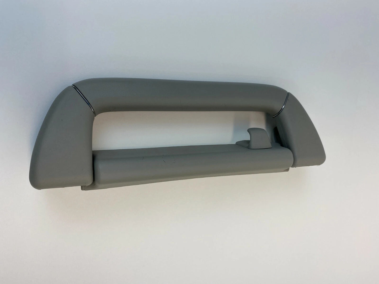 2004 2005 2006 KIA AMANTI REAR RIGHT SIDE INNER ROOF GRAB GRIP HANDLE ASSEMBLY