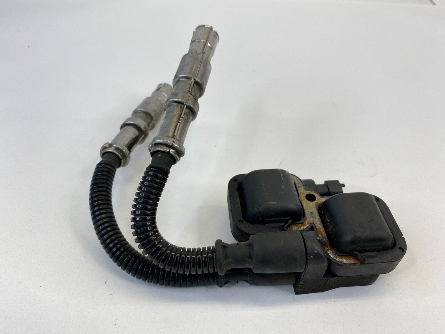 2000-2006 Mercedes-Benz S 500 5.0L Engine Ignition Ignitor Coil 000158780380 OEM