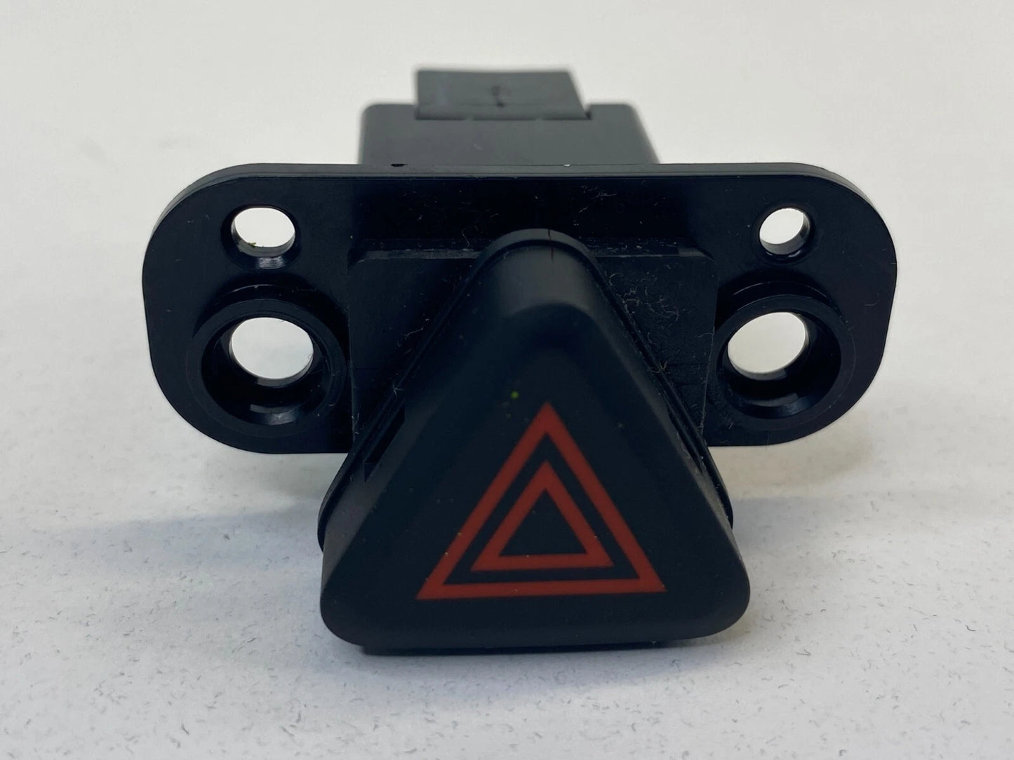2011-2016 CHEVROLET CRUZE EMERGENCY LIGHT WARNING HAZARD SWITCH BUTTON 95214143
