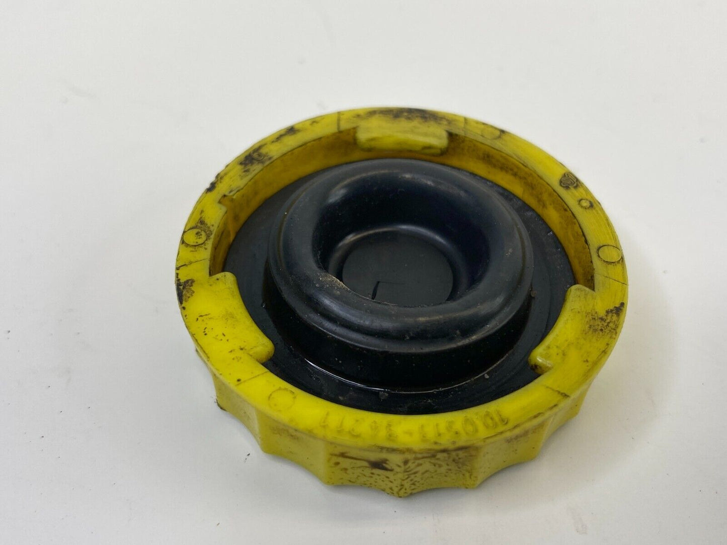 1996-2007 Chrysler Town & Country Brake Fluid Cylinder Cap 10.0513-3421.1