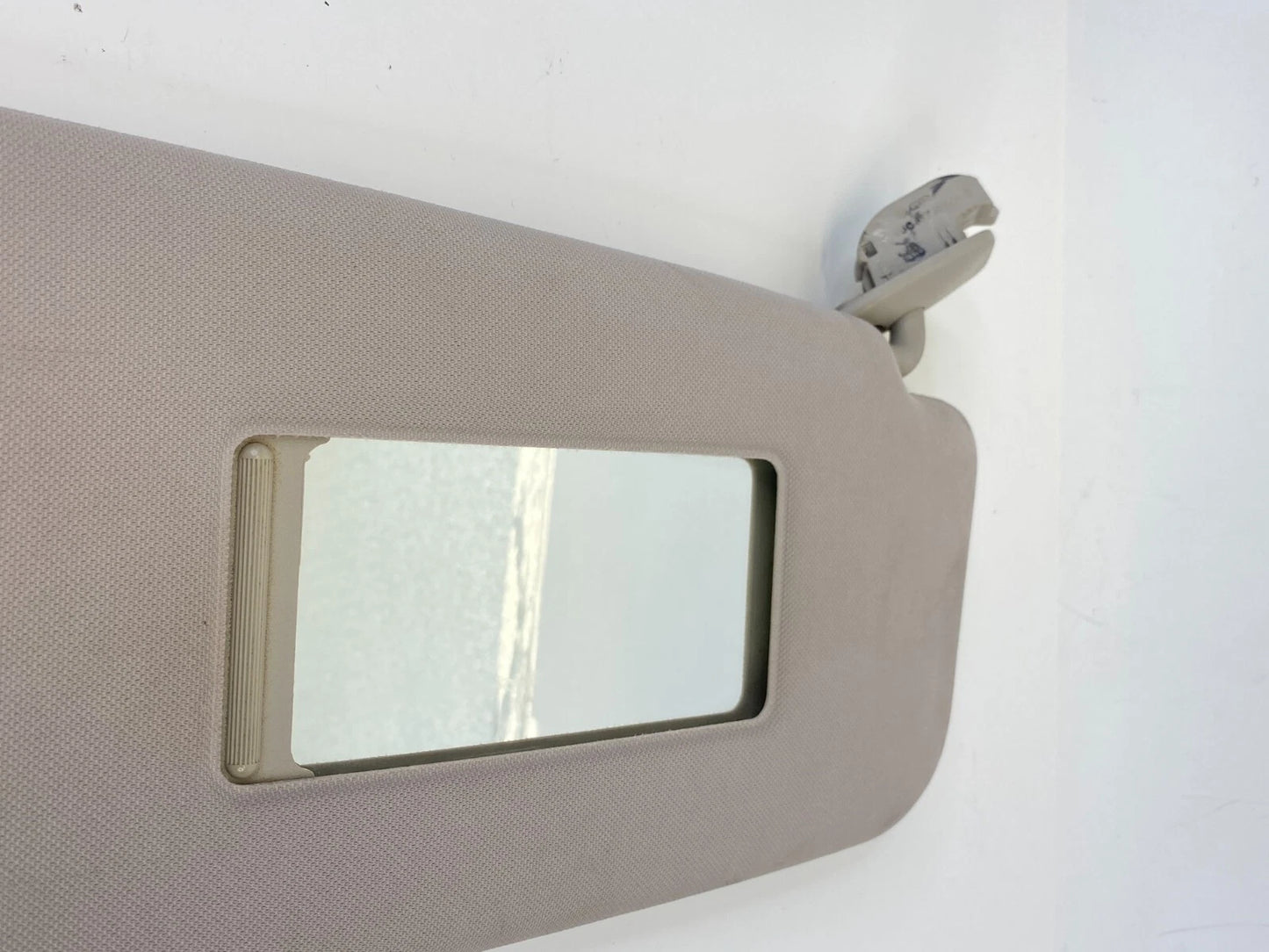 1998-2004 AUDI A6 QUATTRO ROOF RIGHT PASSENGER SUNVISOR SUN VISOR SHADE OEM