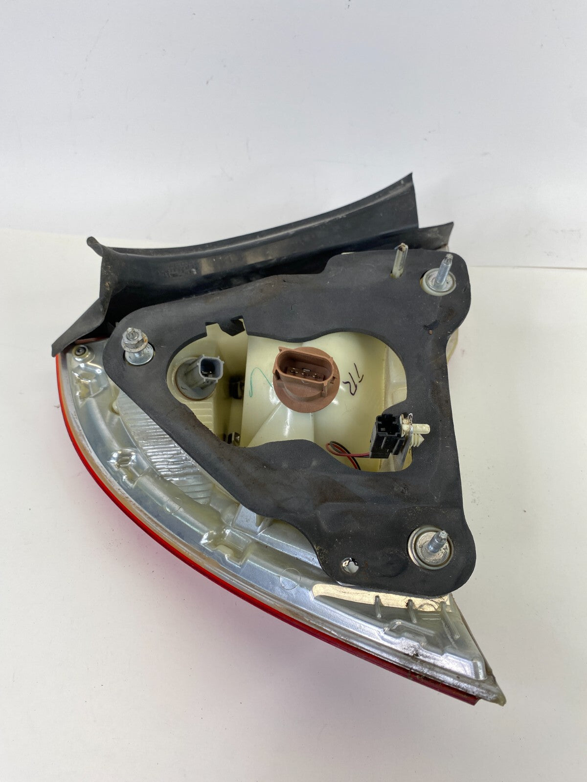 2010 2011 2012 Ford Fusion Sedan Rear Right Side Tail Light Taillight Lamp OEM