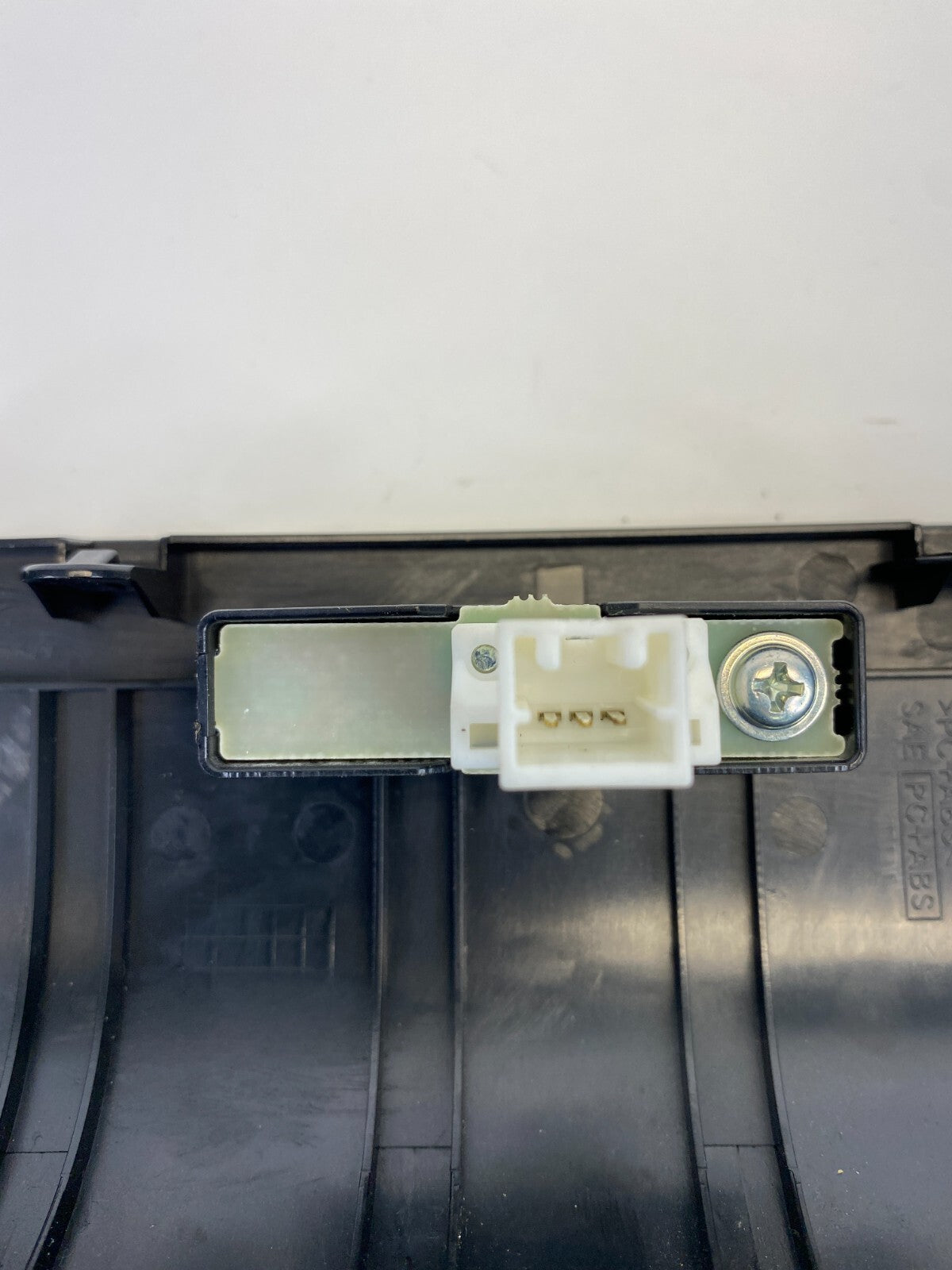 2009-2014 Nissan Murano Front Center Dash Lid Cover Garnish Panel 68260-1AA2A