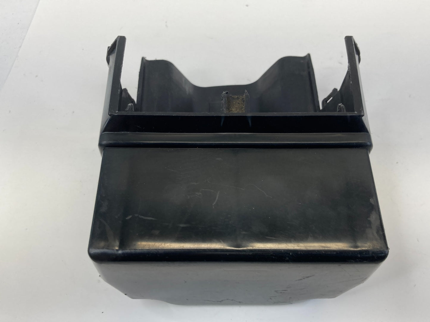 2004 2005 2006 Infiniti G35 Sedan Engine Compartment Fuse Relay Box Block OEM