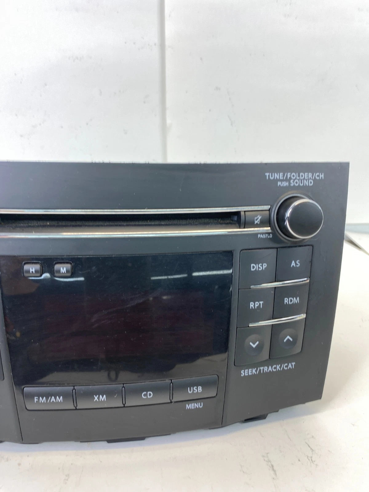 2010-2013 SUZUKI KIZASHI RADIO RECEPTOR AM FM CD ASSEMBLY OEM 39101-57L01