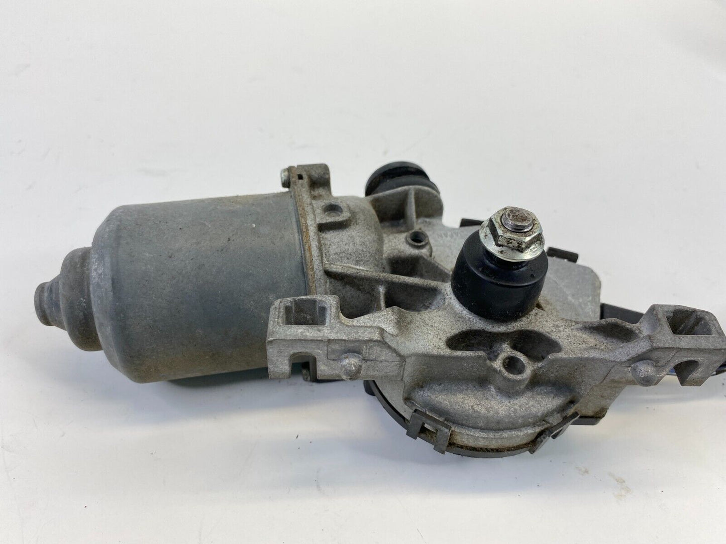 2005-2015 Toyota Tacoma Front Windshield Wiper Motor 85110-04040