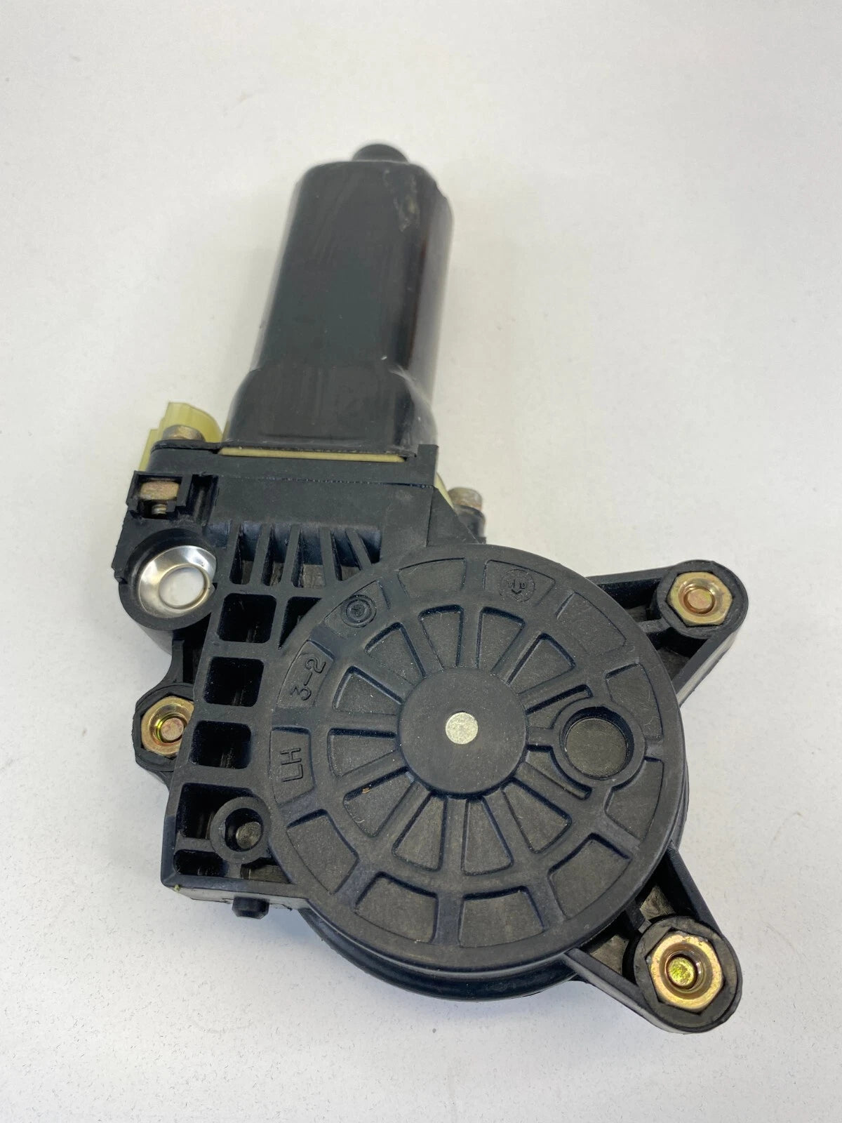 1994-2005 HYUNDAI SONATA 4-DR REAR LEFT DRIVER SIDE POWER DOOR WINDOW MOTOR OEM