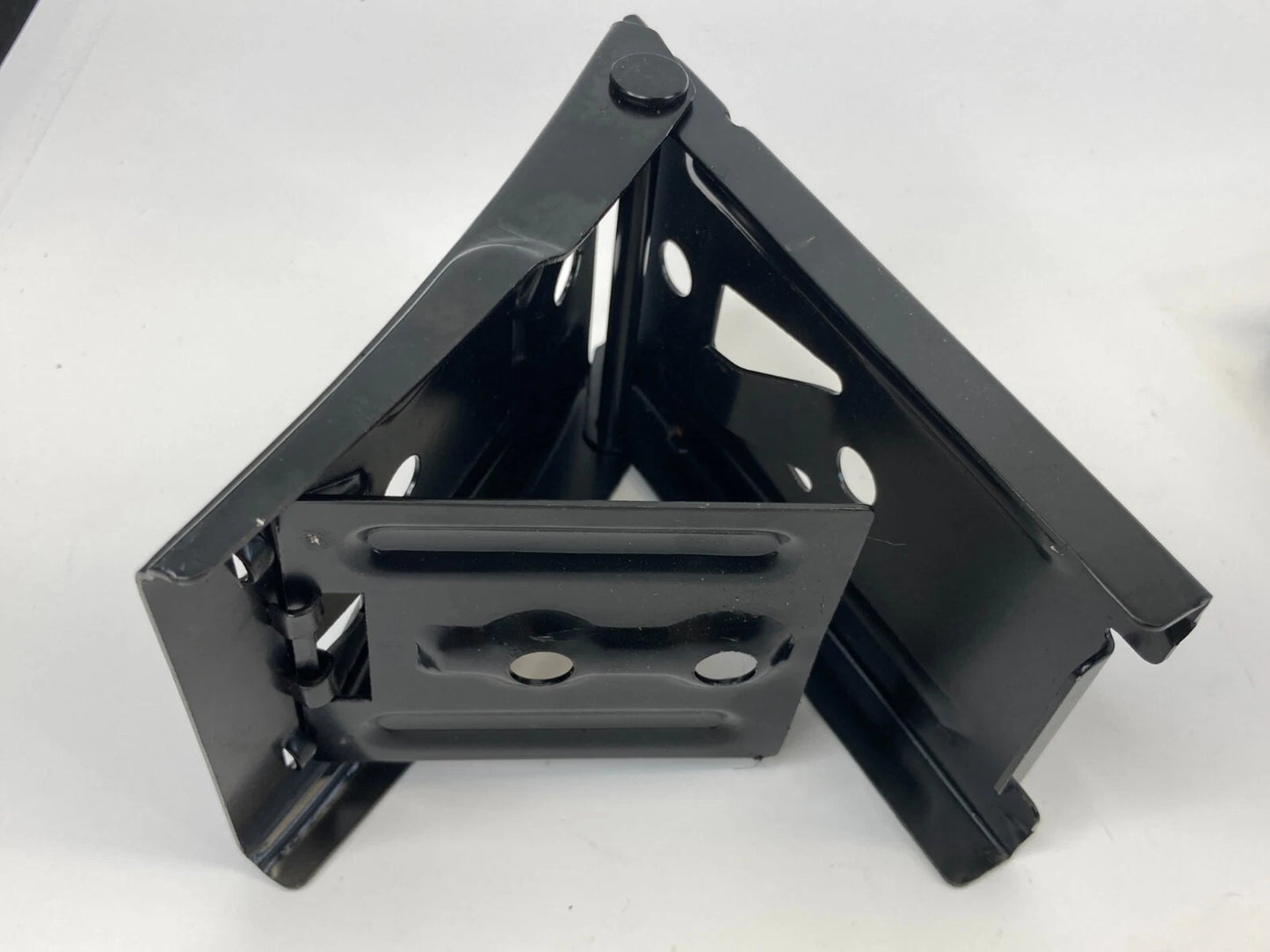 2011-2019 CHEVROLET CRUZE JACK TOOL KIT SUPPORT BRACKET PAIR SET OEM