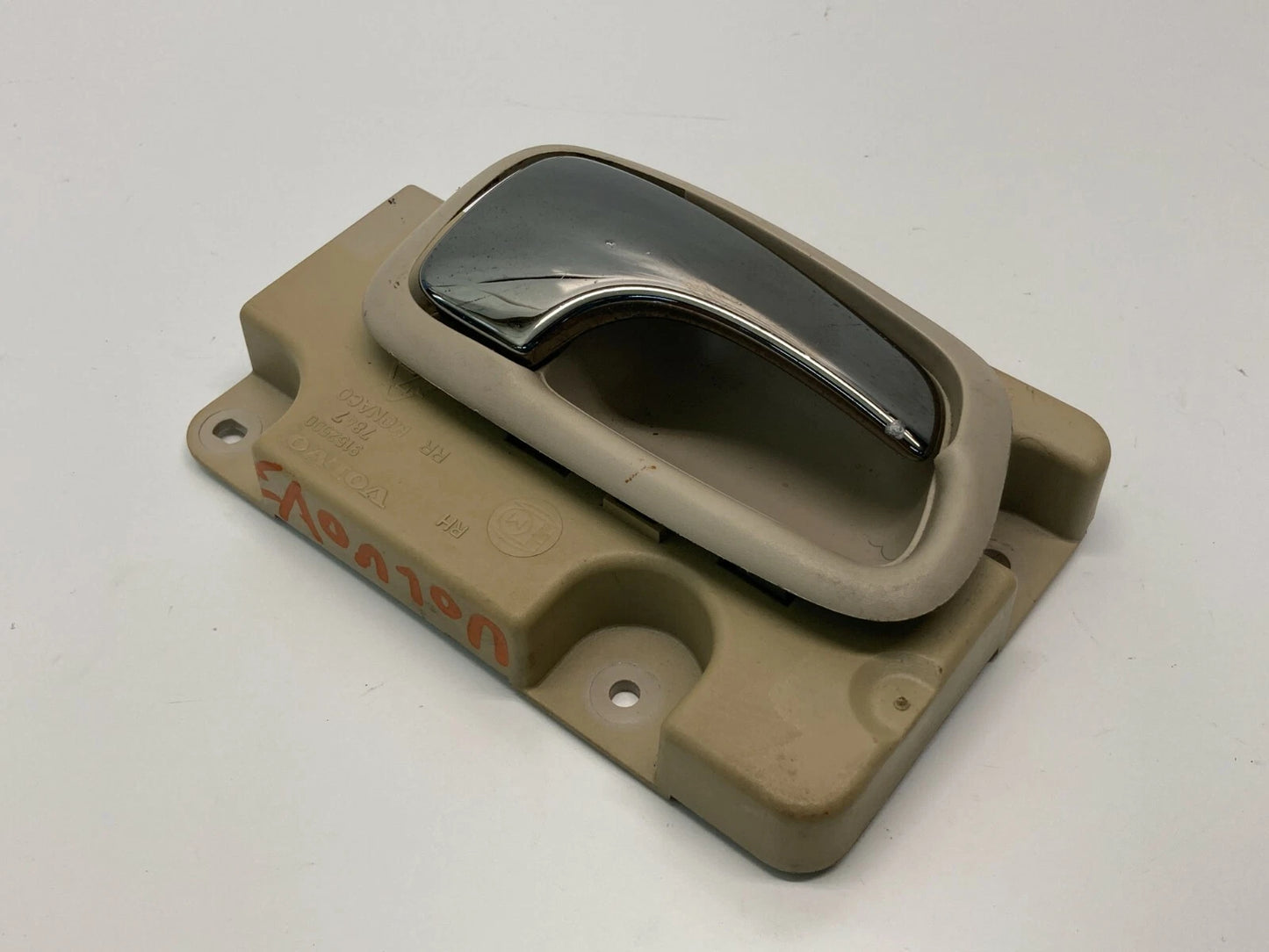 1998-2000 VOLVO V70 S70 REAR RIGHT PASSENGER SIDE INTERIOR DOOR HANDLE 9152500