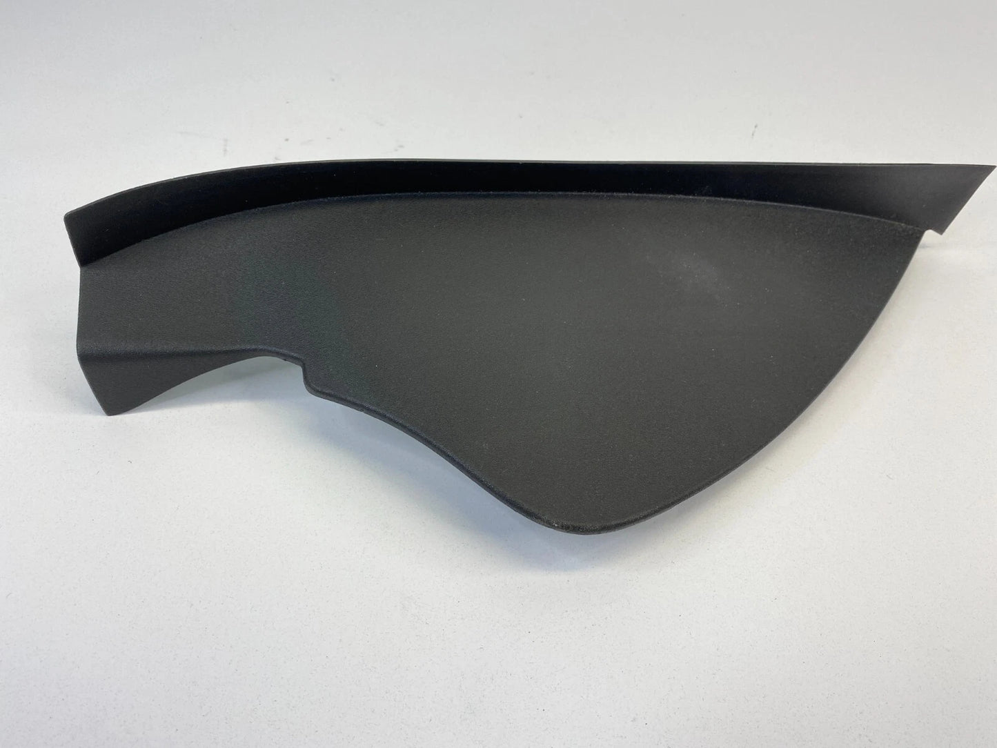 2015-2020 CHEVY IMPALA RIGHT PASSENGER DASH END CAP COVER TRIM BEZEL 23202761