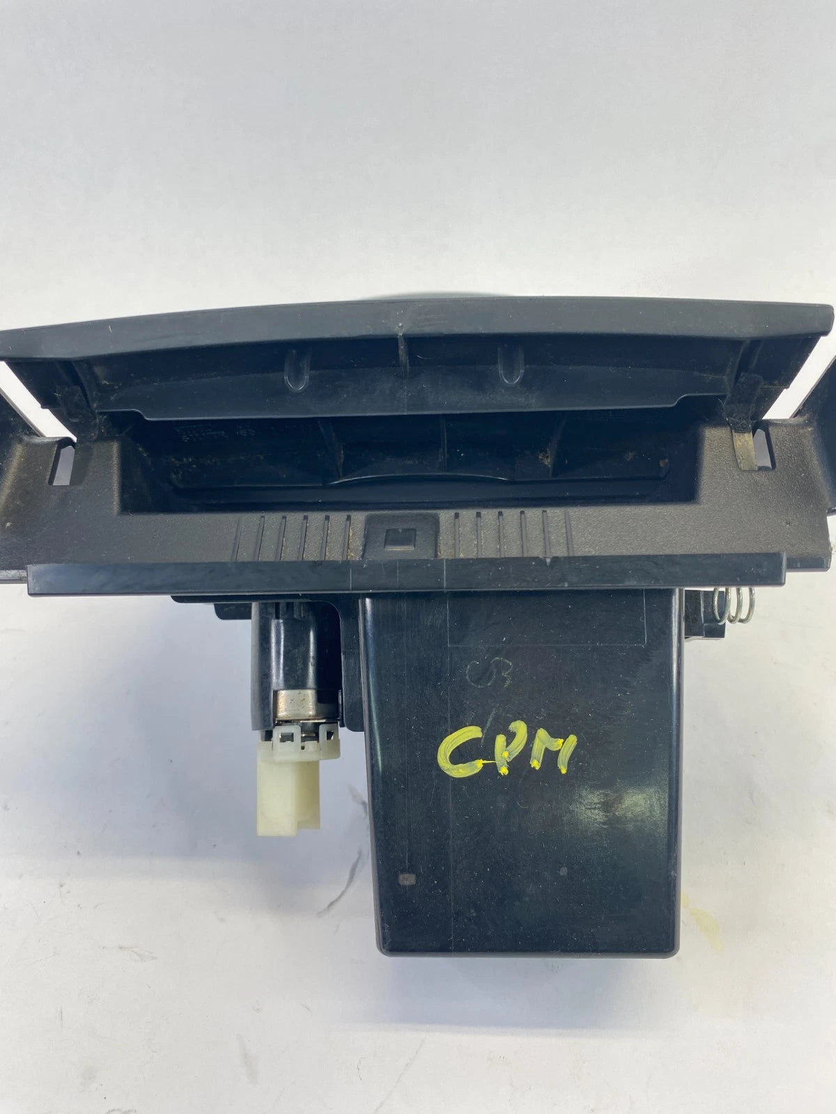 09-13 TOYOTA COROLLA CENTER CONSOLE SHIFTER TRIM BEZEL W ASHTRAY 55420-02390 OEM