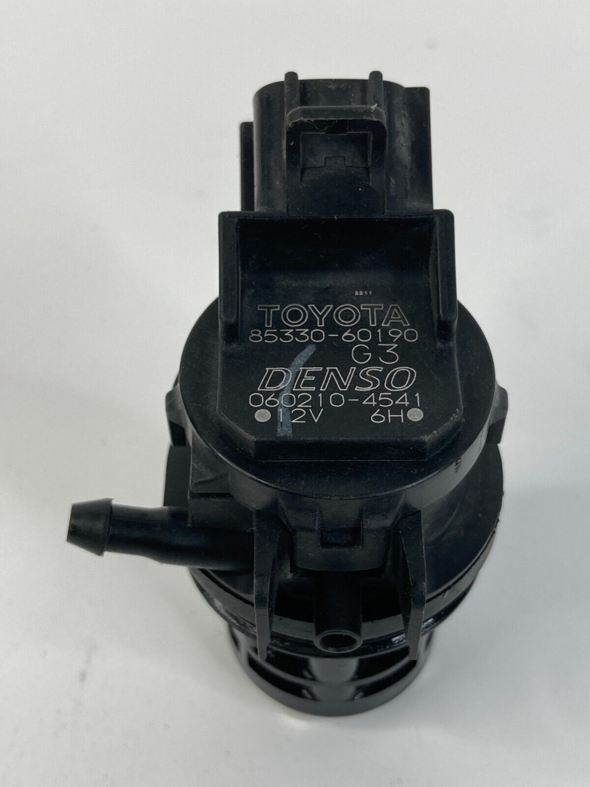 2004-2011 Toyota Prius Front Windshield Washer Fluid Pump 85330-60190 OEM