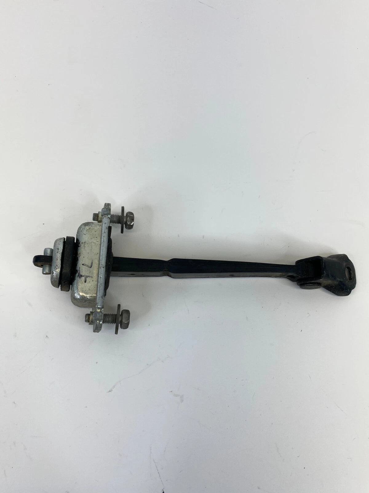 2012-2015 CHEVROLET CAPTIVA SPORT FRONT LEFT SIDE DOOR CHECK STOP STOPPER DETENT