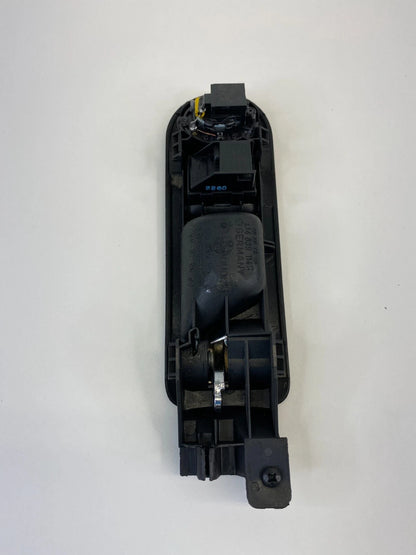 03-05 VW PASSAT FRONT RIGHT INTERIOR DOOR HANDLE W/ WINDOW SWITCH 3B0839114 OEM