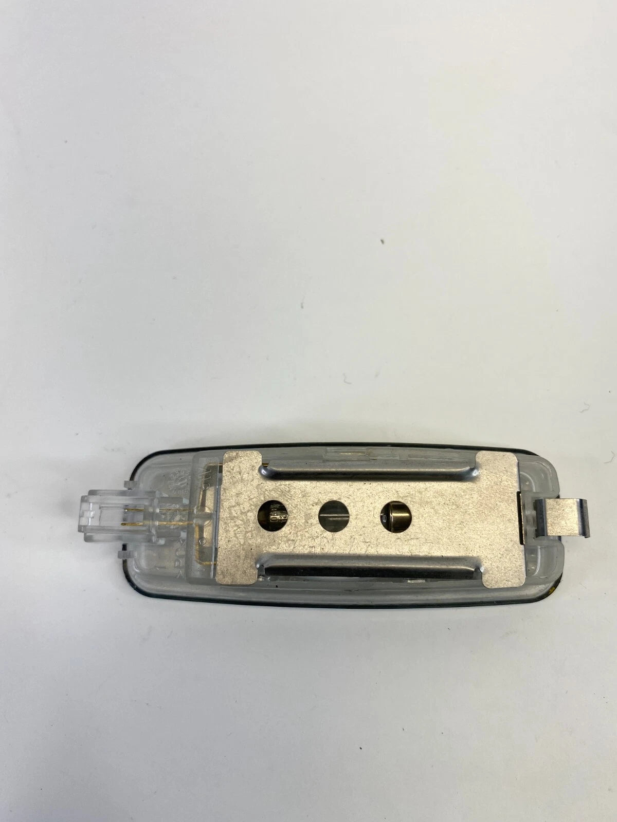 05-16 AUDI A4 QUATTRO FRONT LEFT ROOF VISOR VANITY LIGHT LAMP 4D0947105A