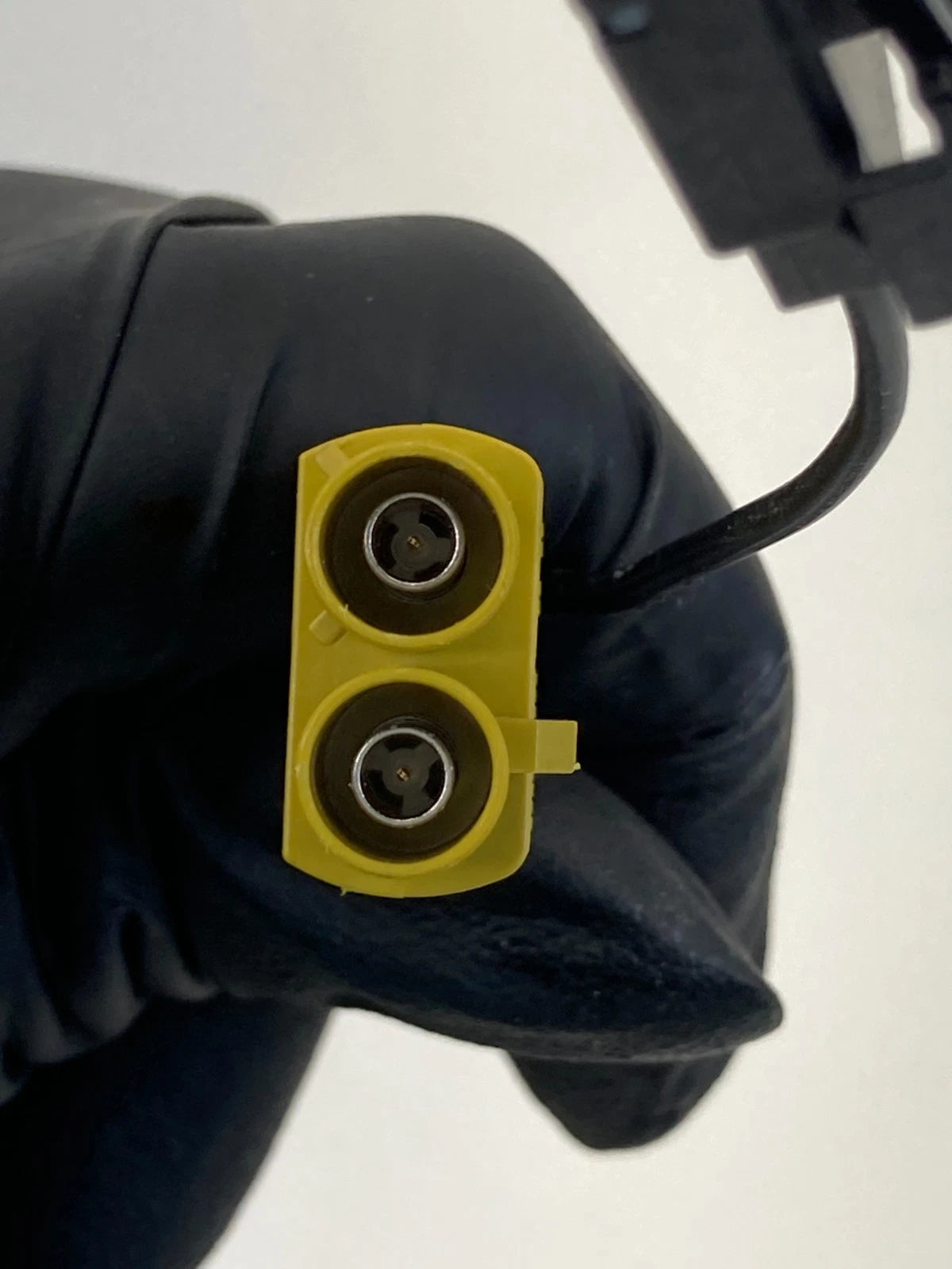 2009-2019 Ford Roof Mount Radio Antenna Base Mast Assy DA8T-19G461-AD OEM