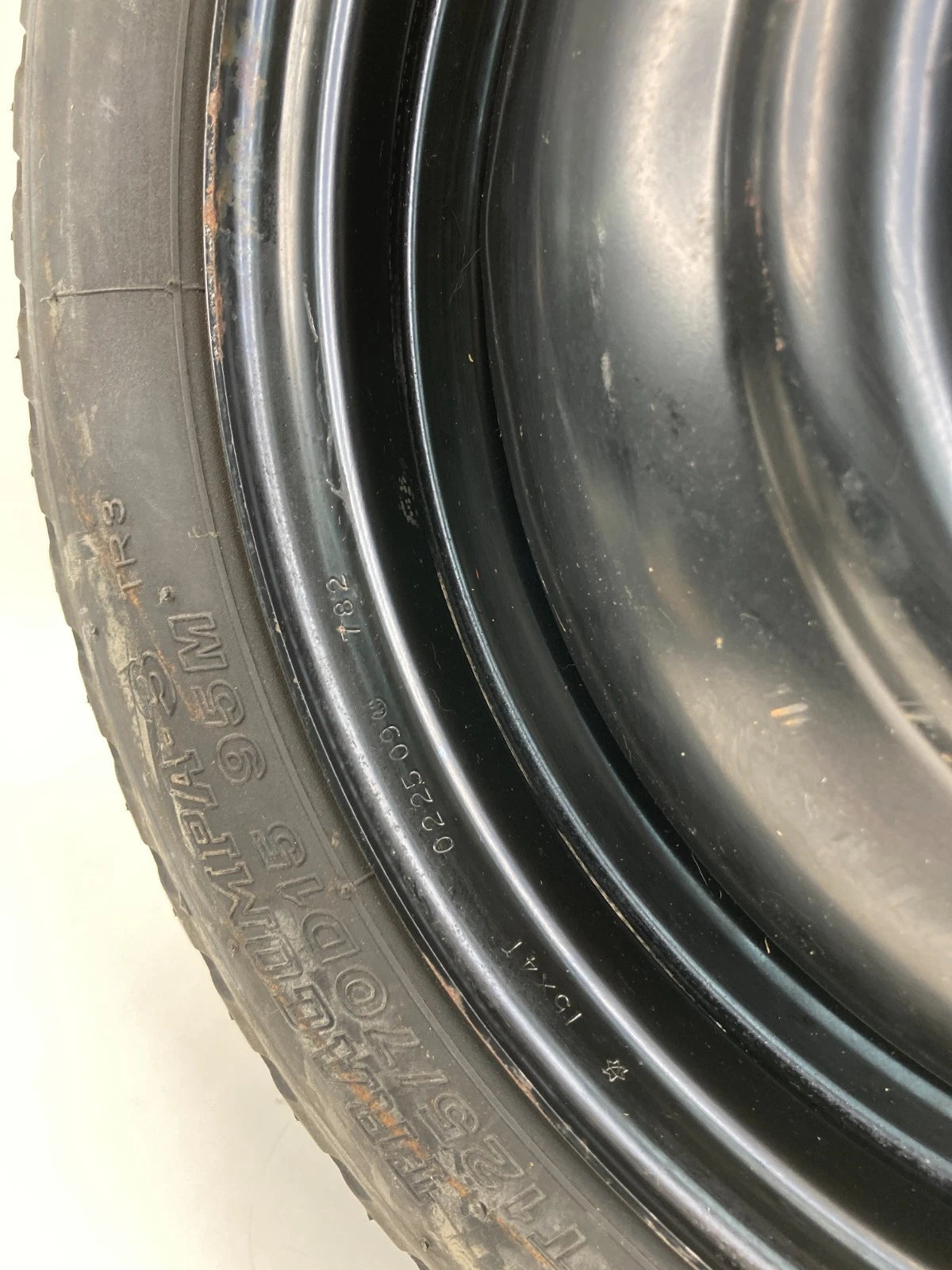 2009-2013 HONDA FIT EMERGENCY SPARE TIRE WHEEL COMPACT DONUT T125/70D15 95M OEM