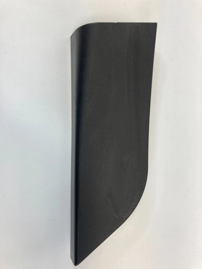 08-10 CHRYSLER TOWN & COUNTRY FRONT RIGHT INTERIOR DOOR MIRROR CORNER COVER TRIM