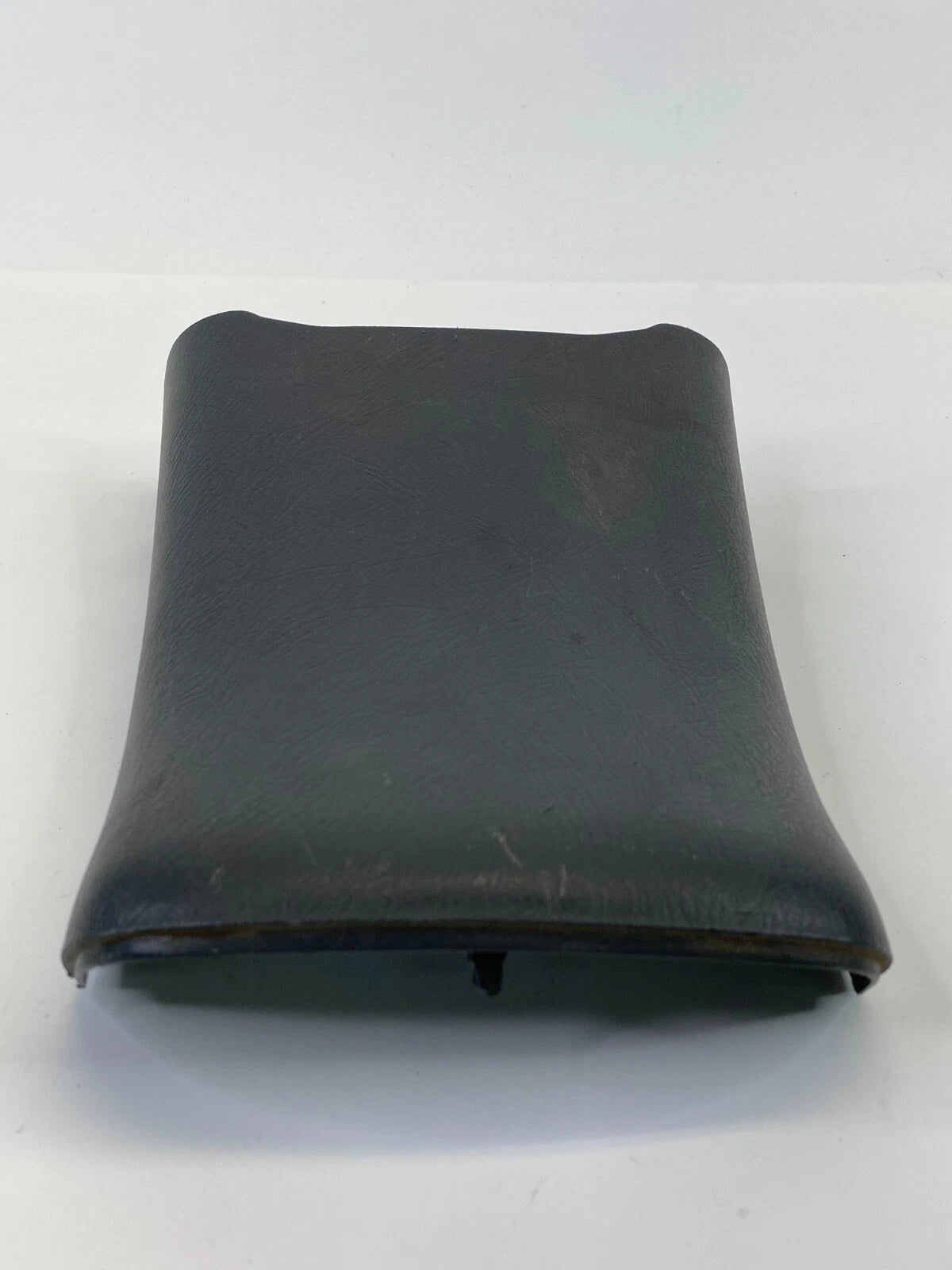 1998-2002 HONDA ACCORD COUPE FLOOR CENTER CONSOLE REAR COVER TRIM 83403-S84-A0