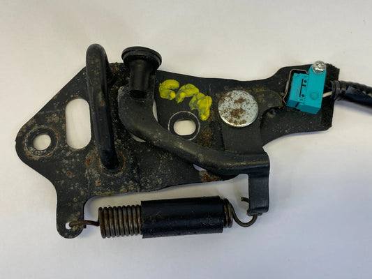 2007-2011 LEXUS GS350 GS450H TRUNK LID LOCK LATCH STRIKER CATCH RELEASE ASSY OEM