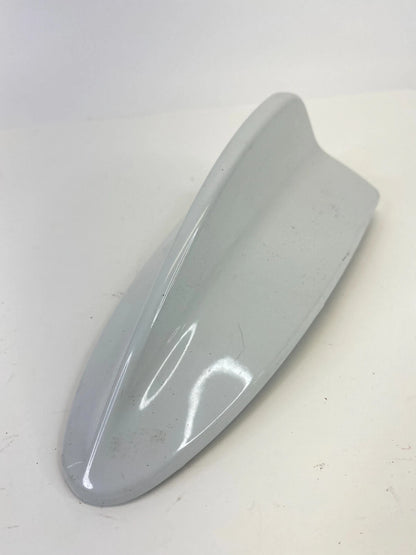 2006 BMW 330XI SHARK FIN ROOF MOUNT ANTENNA ASSEMBLY 692934804 OEM