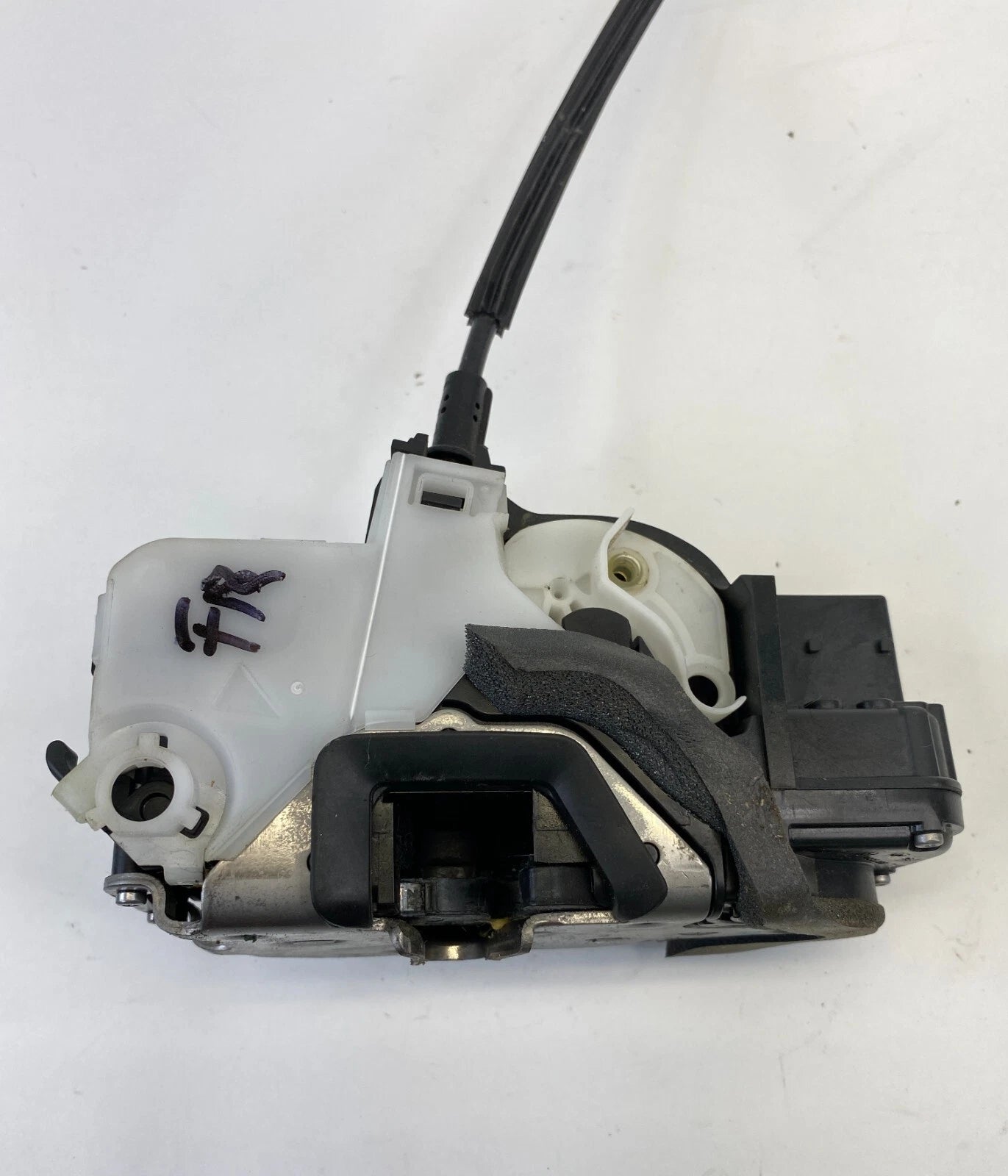 2010-2015 CHEVROLET EQUINOX FRONT RIGHT DOOR LOCK LATCH ACTUATOR 13579523 OEM