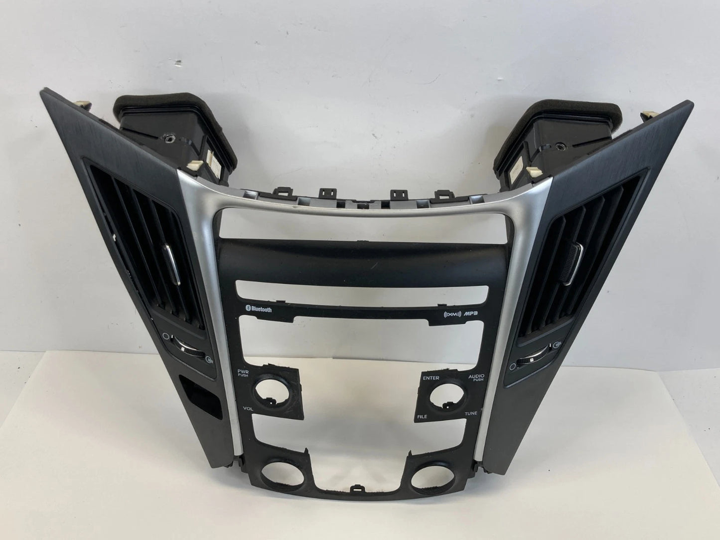 2011-2014 HYUNDAI SONATA DASH RADIO CLIMATE CONTROL BEZEL W/ AIR VENTS OEM