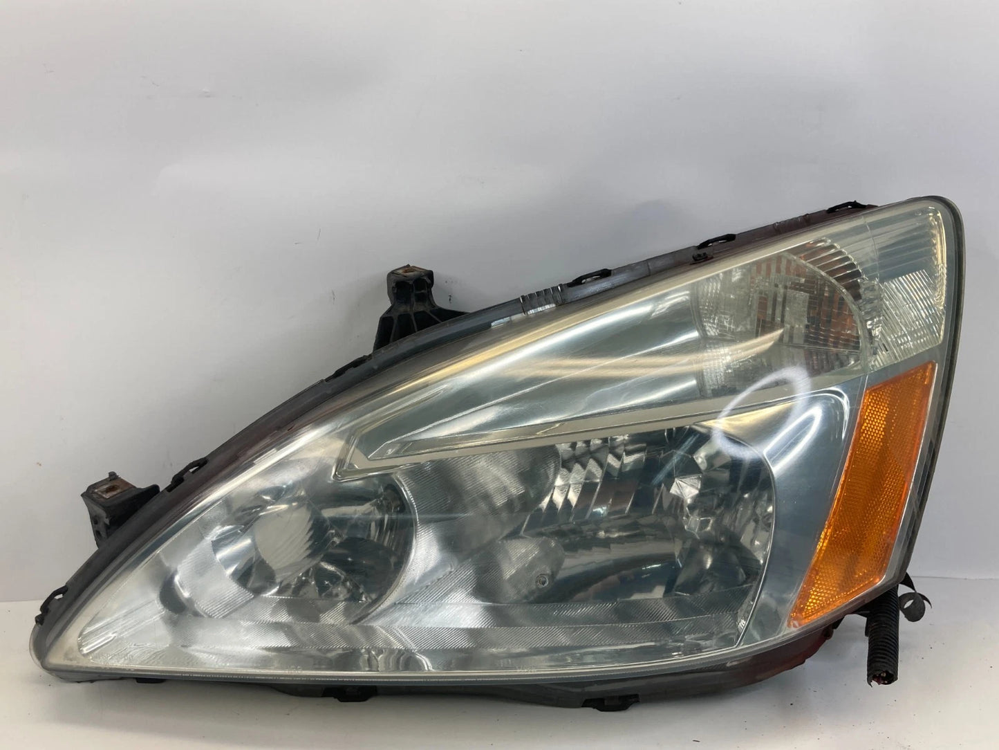 2003-2007 HONDA ACCORD LEFT DRIVER SIDE HEADLIGHT HEADLAMP LAMP HALOGEN OEM