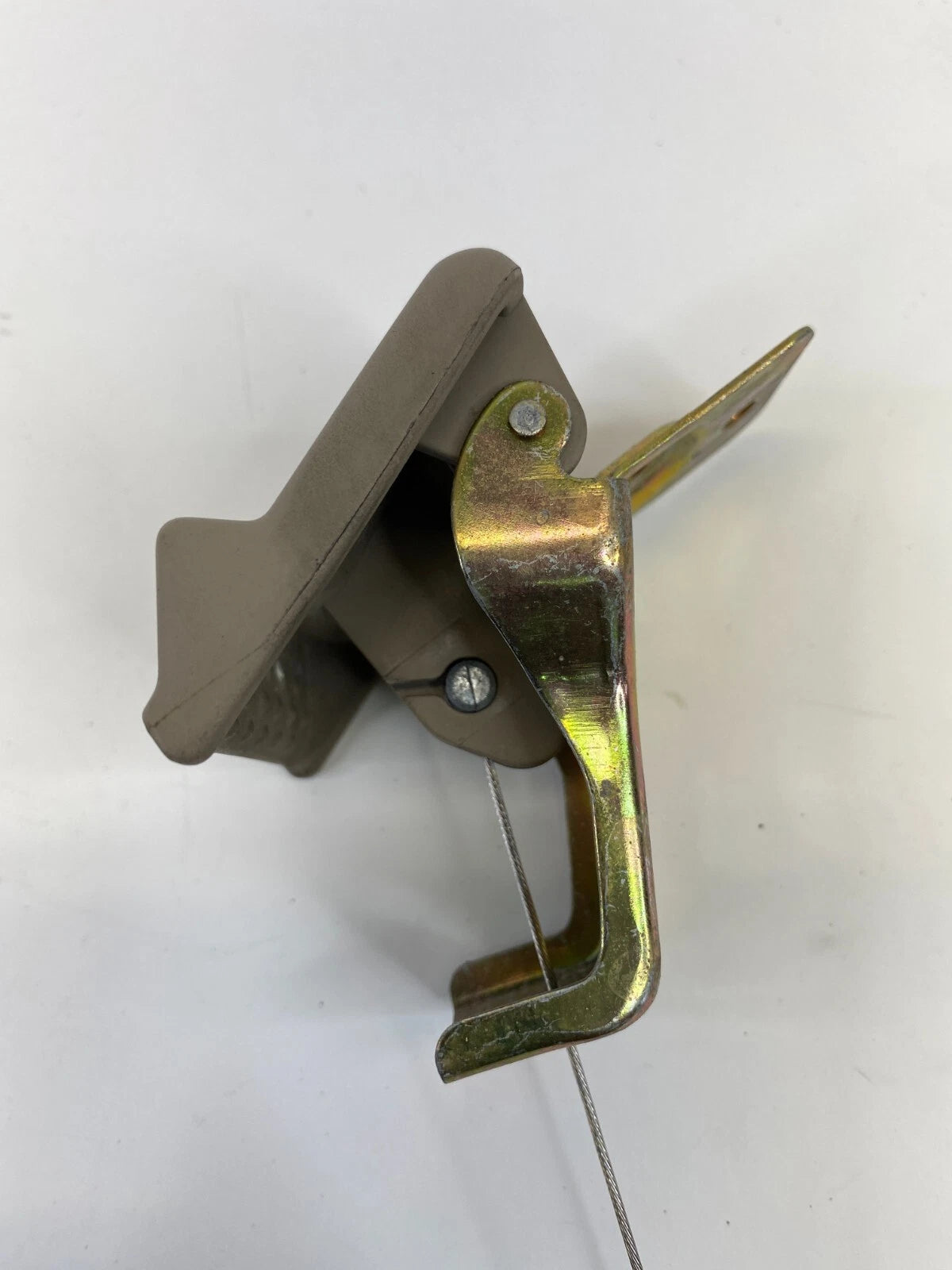 2003 2004 2005 2006 FORD EXPEDITION DASH PARKING EMERGENCY BRAKE RELEASE HANDLE