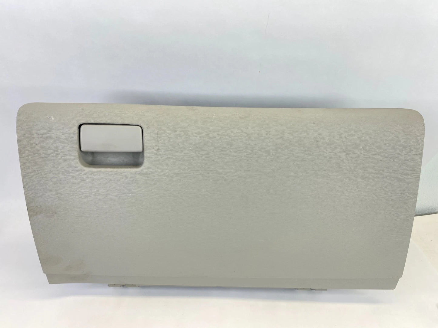2009-2012 TOYOTA VENZA DASH GLOVE BOX COMPARTMENT STORAGE 55552-0T010 OEM