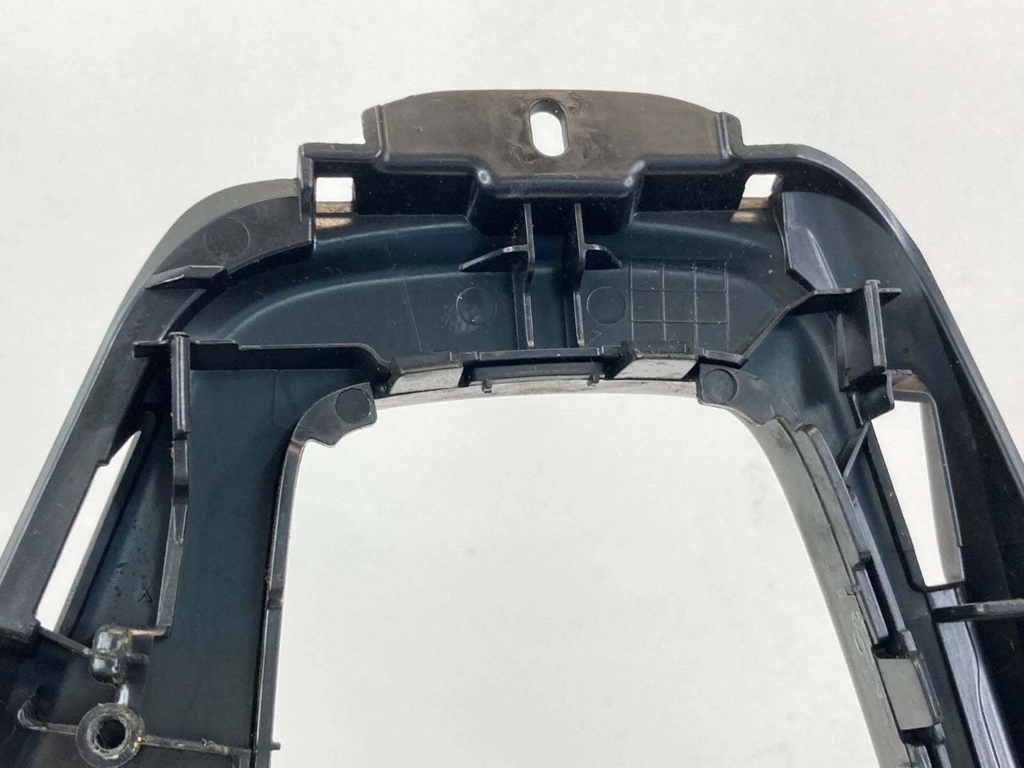 2015-2018 FORD FOCUS CENTER CONSOLE SHIFT SHIFTER BEZEL TRIM F1EB-A044H83-CHW