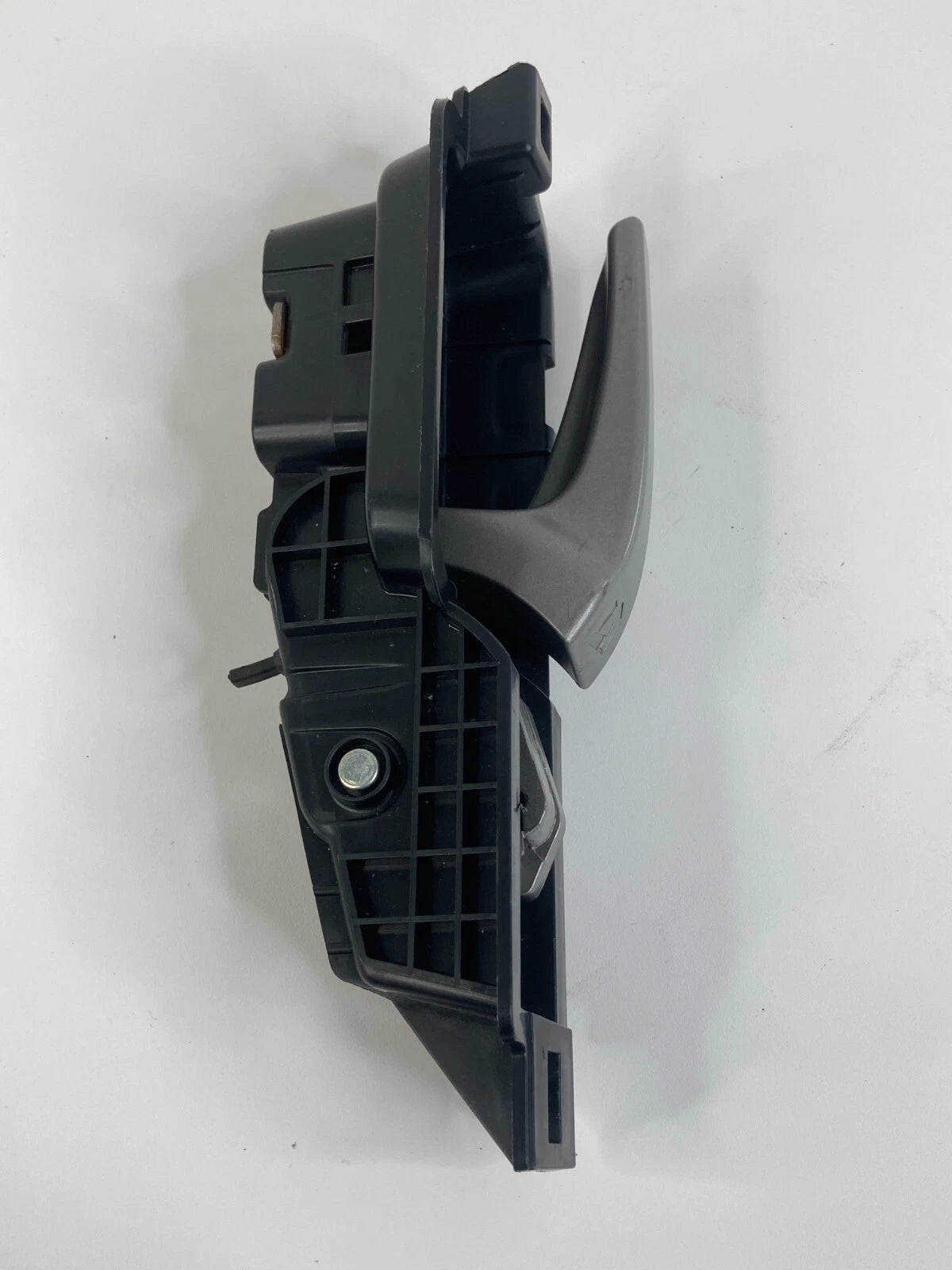 2010 2011 HONDA ACCORD CROSSTOUR REAR LEFT SEAT FOLDING ACTUATION RELEASE HANDLE