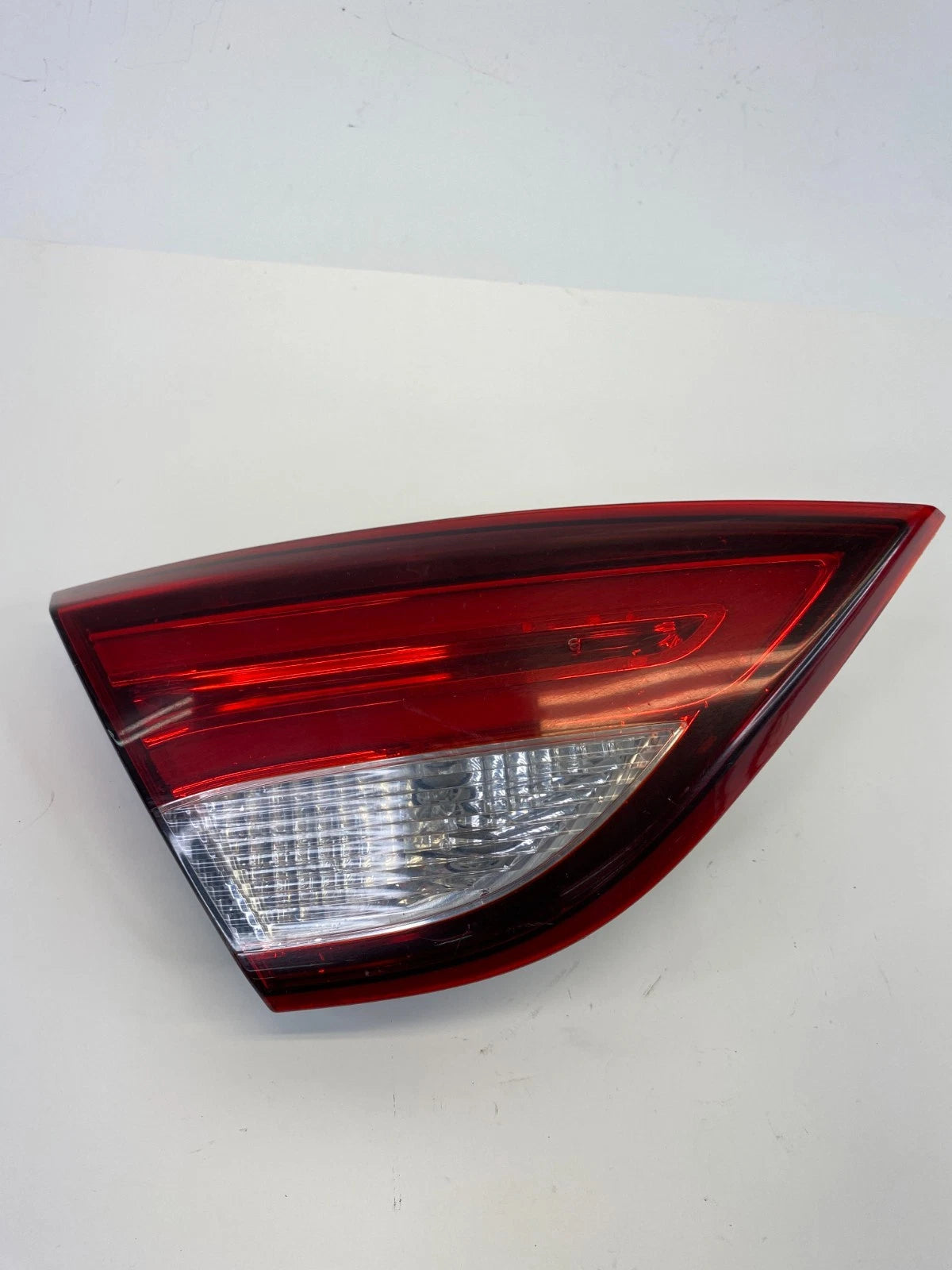 2015-2017 Chrysler 200 Sedan Rear Left Side Tail Light Taillight Inner Lamp OEM