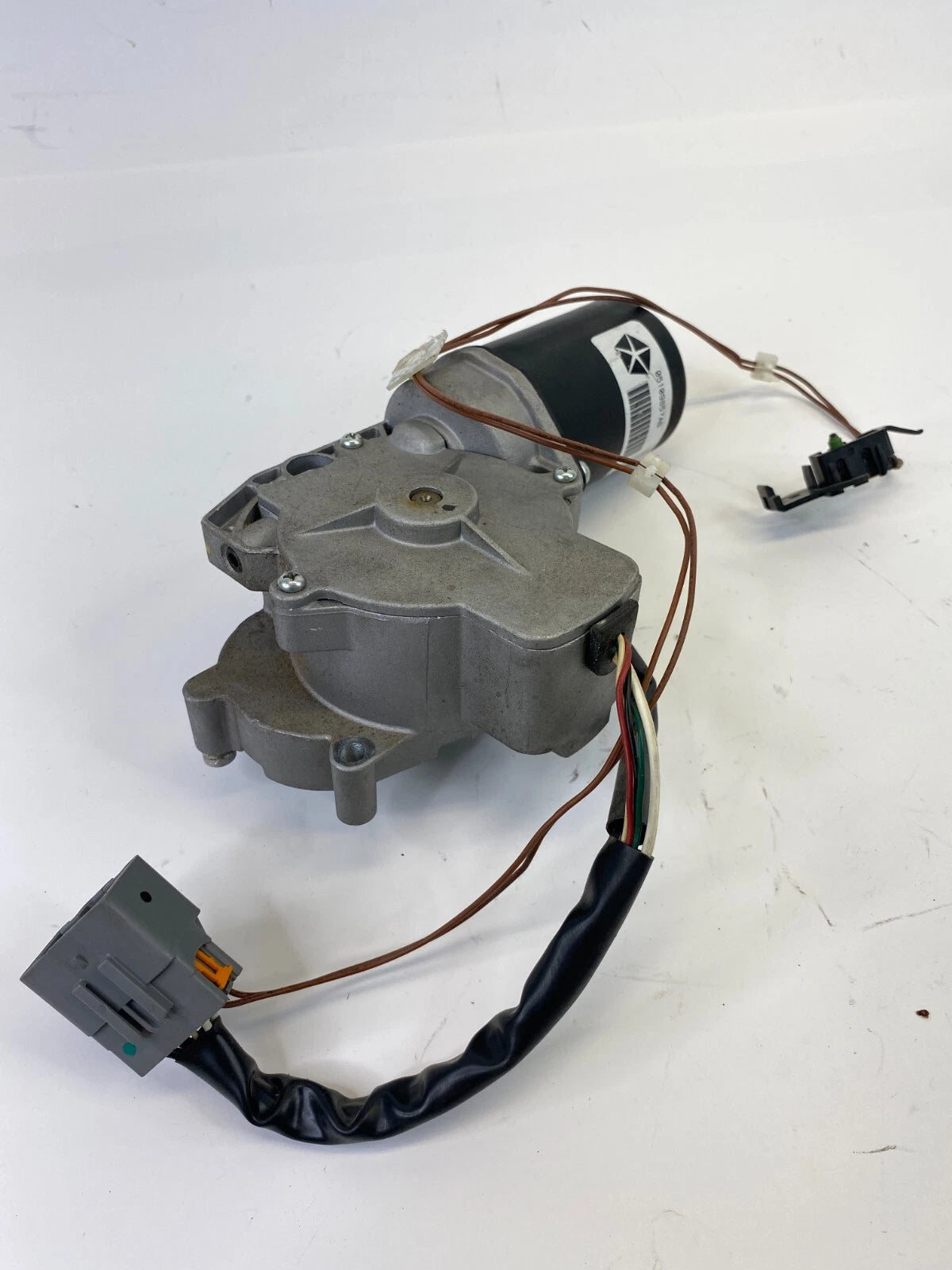 08-20 GRAND CARAVAN 09-14 ROUTAN POWER TRUNK LIFTGATE PULL DOWN MOTOR 16915741