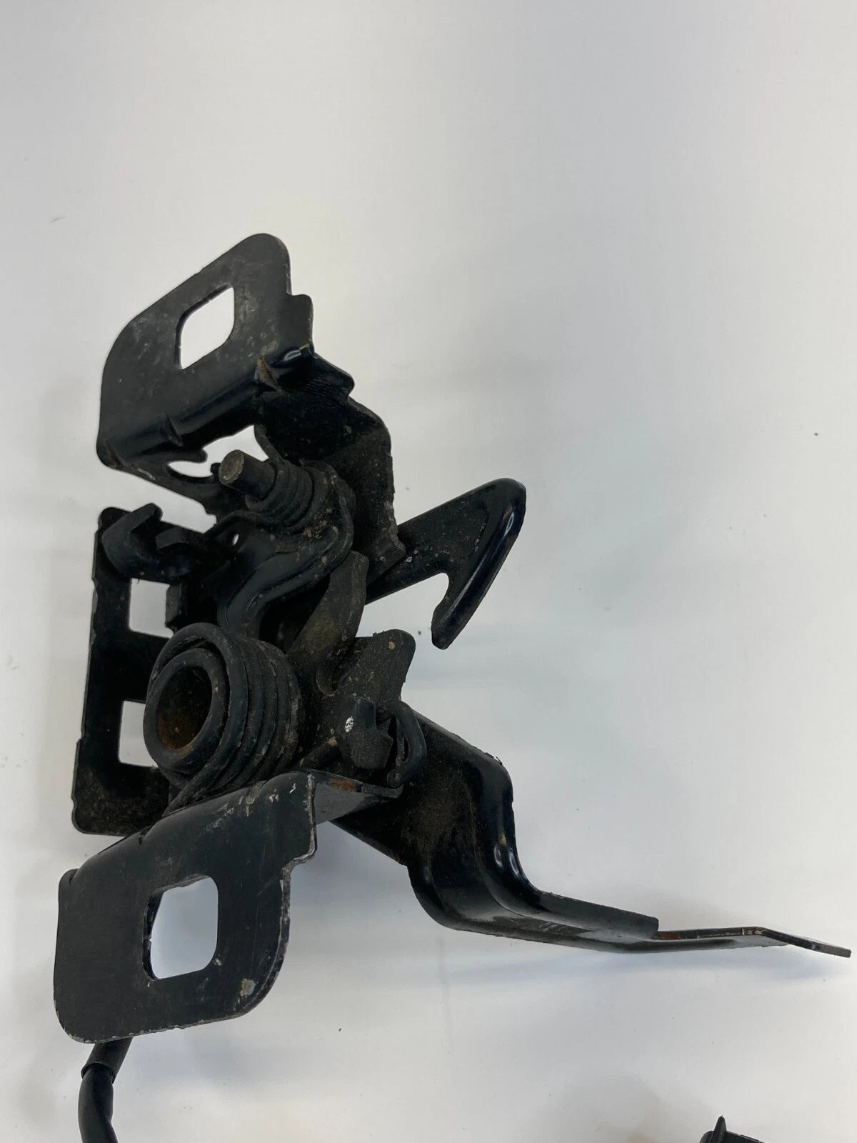 13-17 CHEVY EQUINOX GMC TERRAIN HOOD LOCK LATCH RELEASE ACTUATOR 22909711 OEM