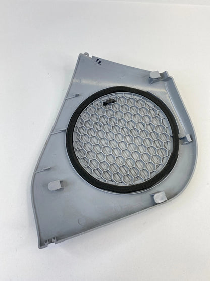 2000-2006 MERCEDES-BENZ S500 FRONT RIGHT DOOR SPEAKER GILLE COVER 2207270688