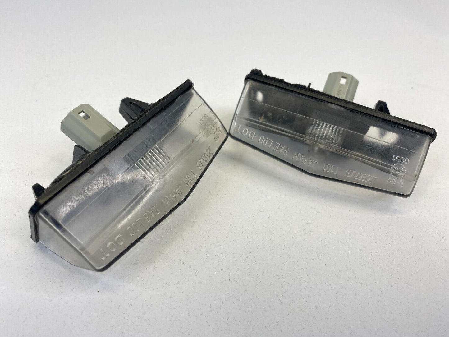 2004-2009 Toyota Prius Rear Trunk License Plate Light Lamp Pair Set OEM