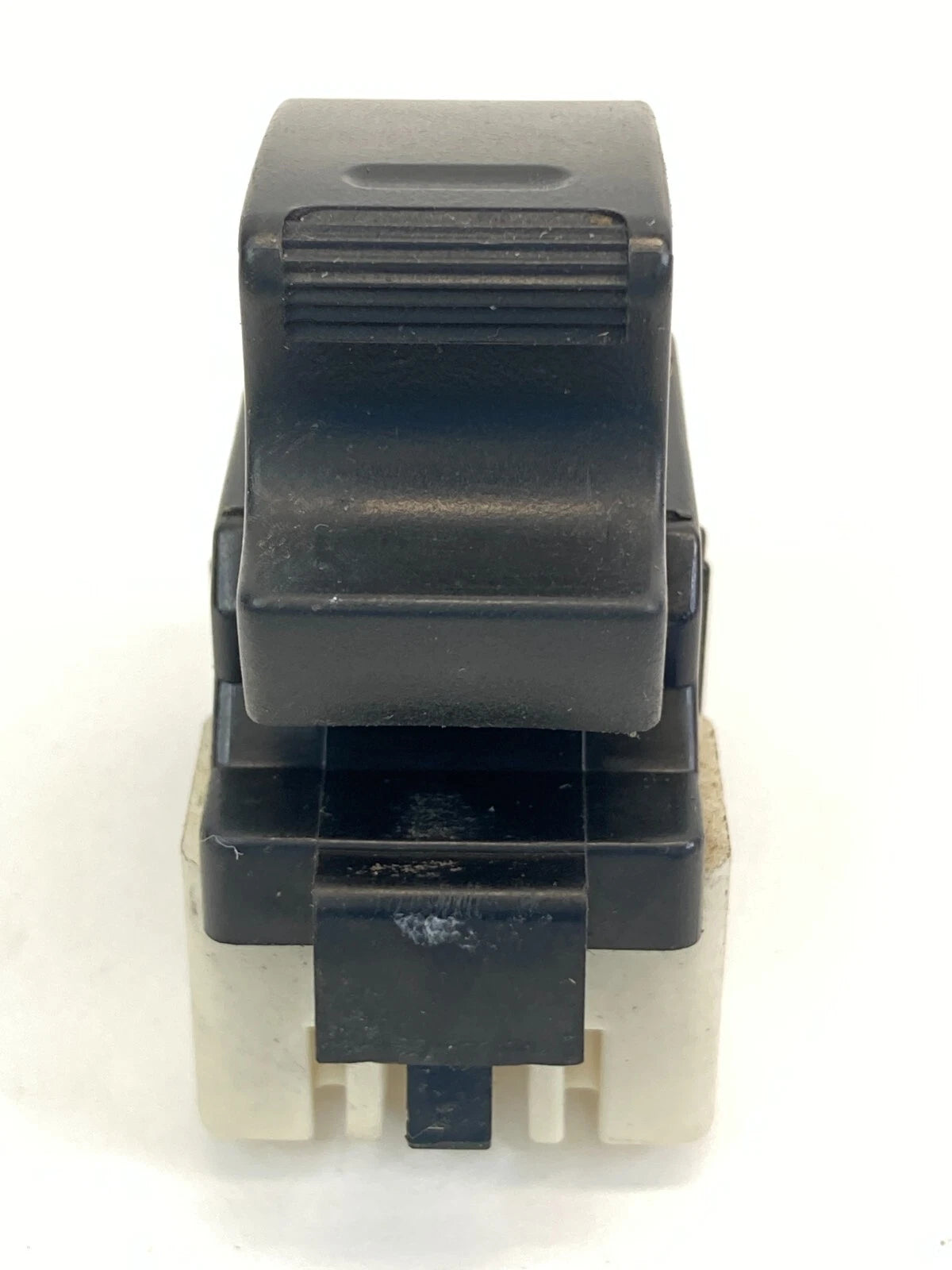 2003-2008 TOYOTA COROLLA REAR LEFT SIDE POWER WINDOW SWITCH BUTTON 257-0M41 OEM