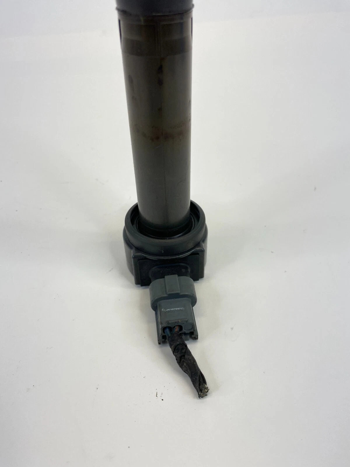 2007-2012 DODGE CALIBER 2.0L L4 ENGINE IGNITION IGNITER COIL 04606824AB OEM