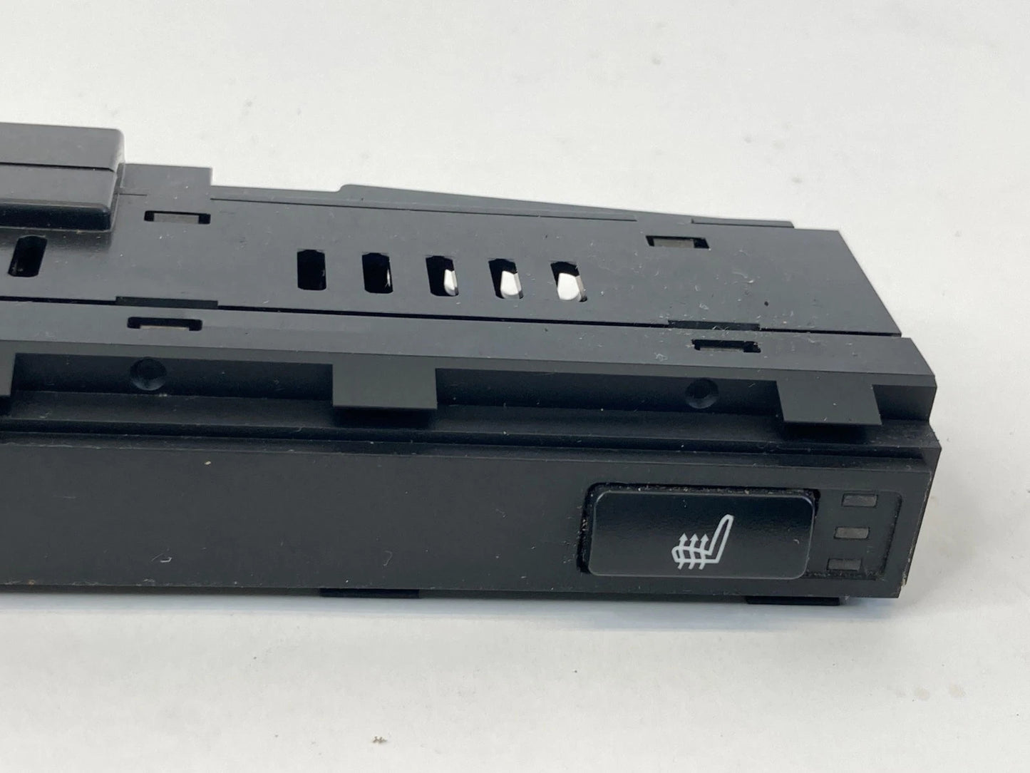 1999 2000 BMW 323I 2001-2005 325I HEATED SEAT DSC SWITCH 8-379-751 OEM