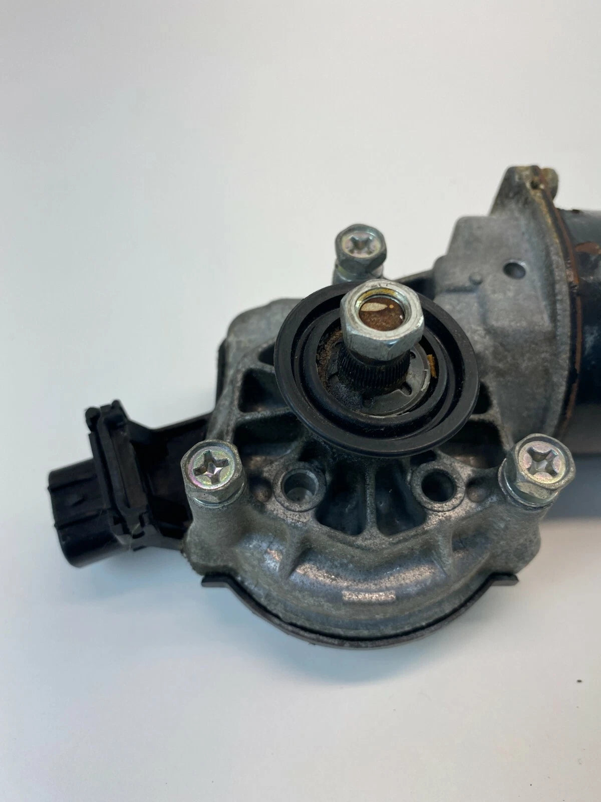 2002-2007 SUZUKI AERIO FRONT WINDSHIELD WIPER MOTOR ASSEMBLY 159200-5593 OEM
