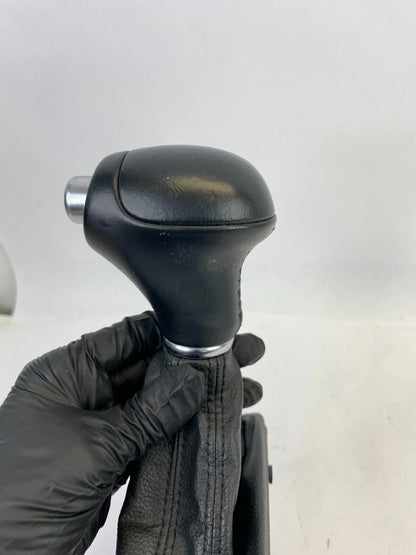 2014 2015 KIA SORENTO 3.3L AT SHIFT KNOB HANDLE AND GAITER BLACK LEATHER OEM