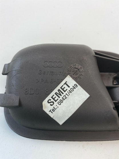 2000 2001 Audi A4 Sedan Inner Rear Right Passenger Side Door Handle 8D0839020