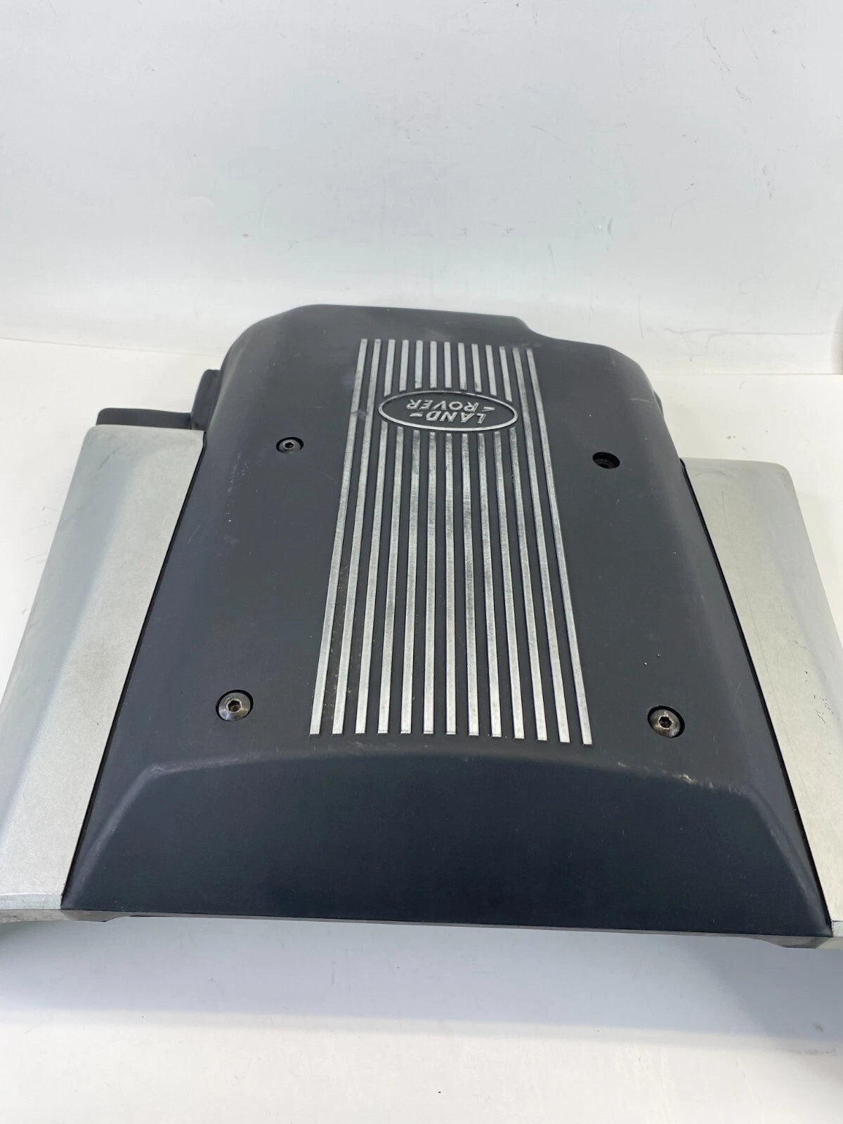 03-05 LAND ROVER RANGE ROVER 4.4L A/T UPPER ENGINE COVER CAP LID 11617513302 OEM