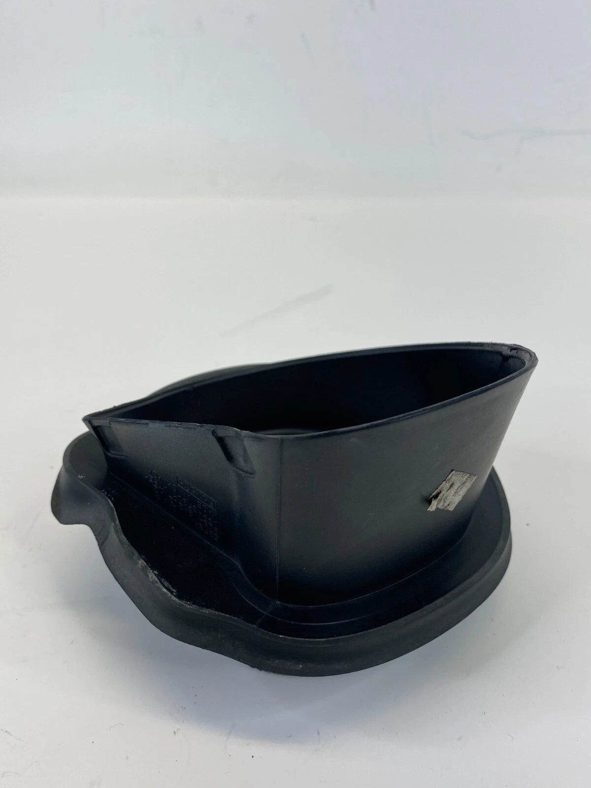 2008-2012 FORD ESCAPE FUEL GAS FILLER TANK NECK RETAINER 9L84-9A212-AG OEM
