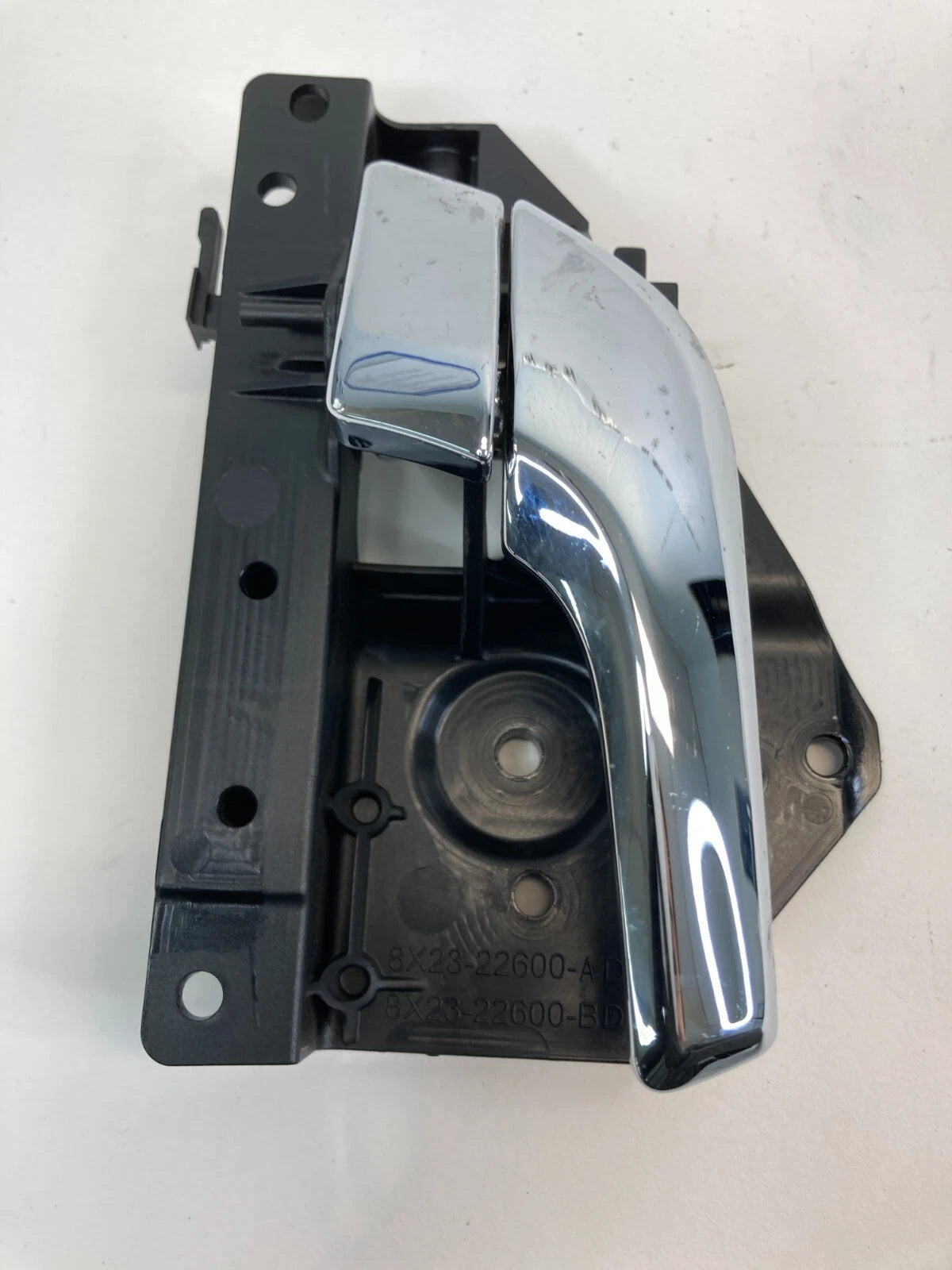 2009-2015 JAGUAR XF REAR RIGHT SIDE INTERIOR INNER DOOR HANDLE 8X23-22600-AD OEM