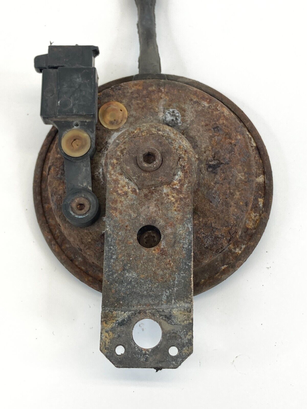 1992-1997 Toyota 4Runner 92-95 Pickup Pitch Horn Assembly Alarm Horn Siren OEM