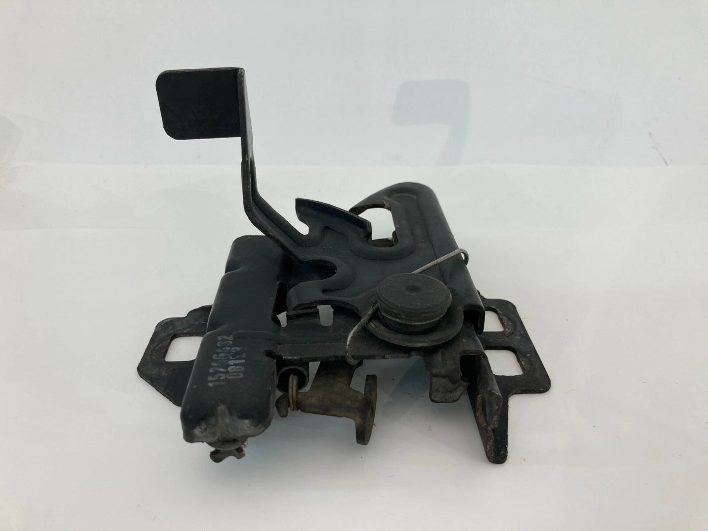 2007 2008 2009 SATURN AURA FRONT HOOD LOCK LATCH RELEASE ACTUATOR ASSEMBLY OEM