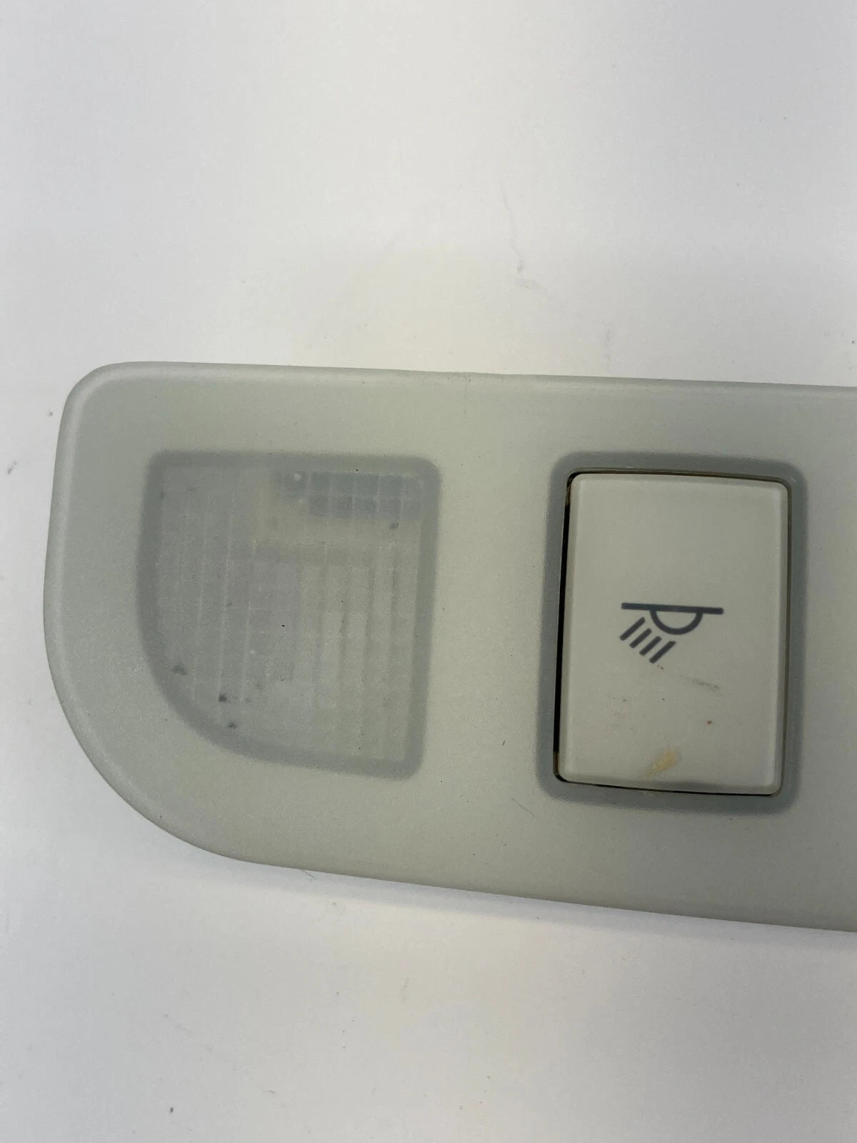 05-08 AUDI A6 QUATTRO REAR ROOF OVERHEAD INTERIOR READING DOME LIGHT LAMP OEM